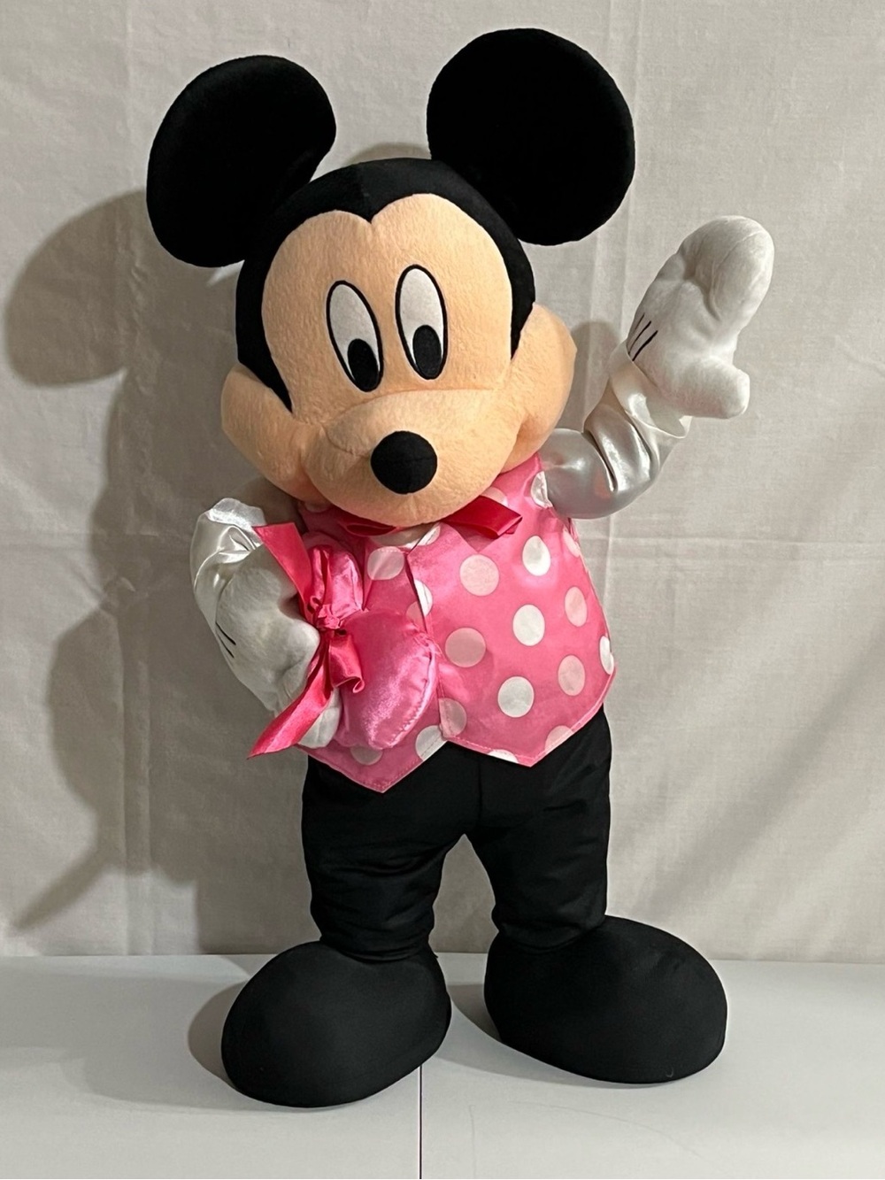 Disney Valentine’s Dot Mickey Mouse Plush, Sings